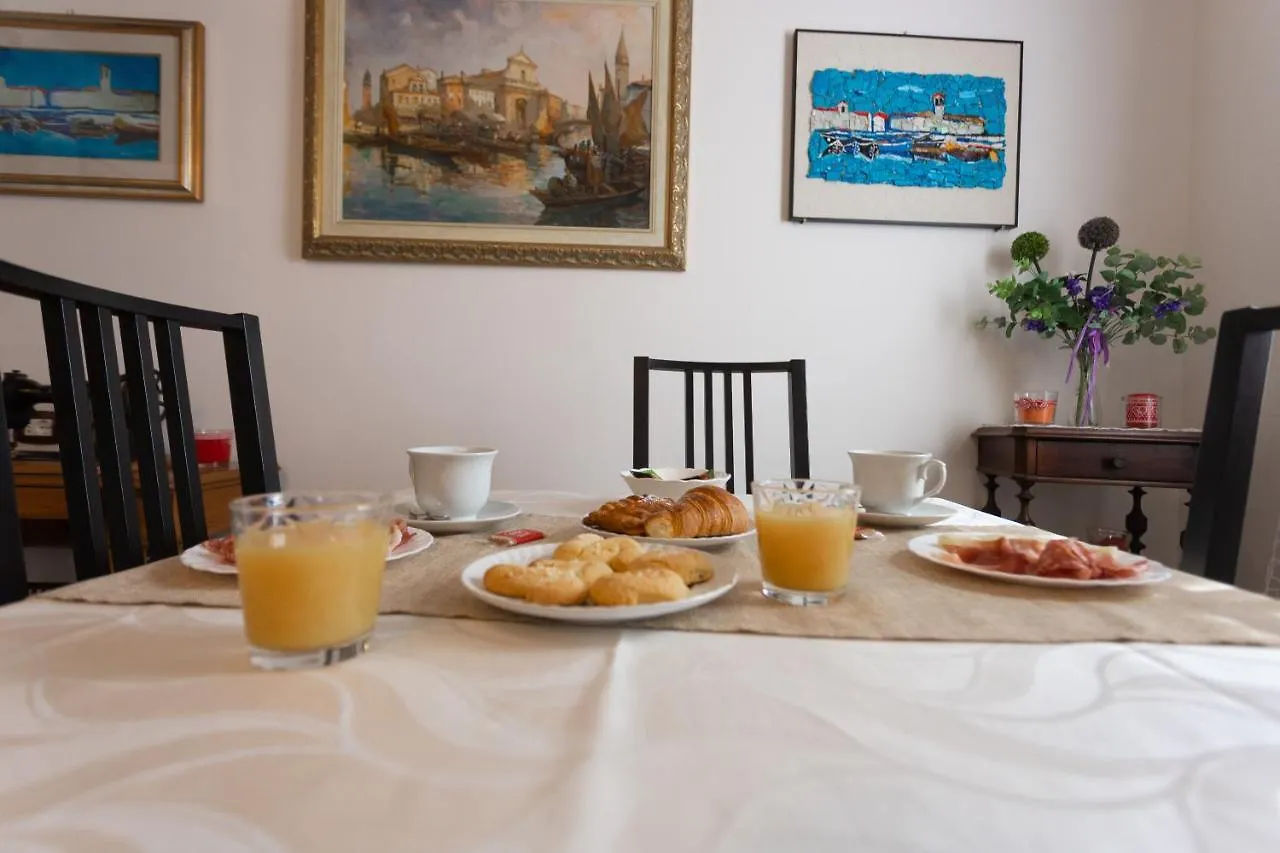 B&B Antico Orologio Chioggia Couette-café